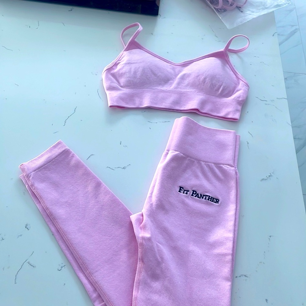 Fit Panther Workout Set